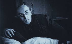 Nosferatu, literatura, cine